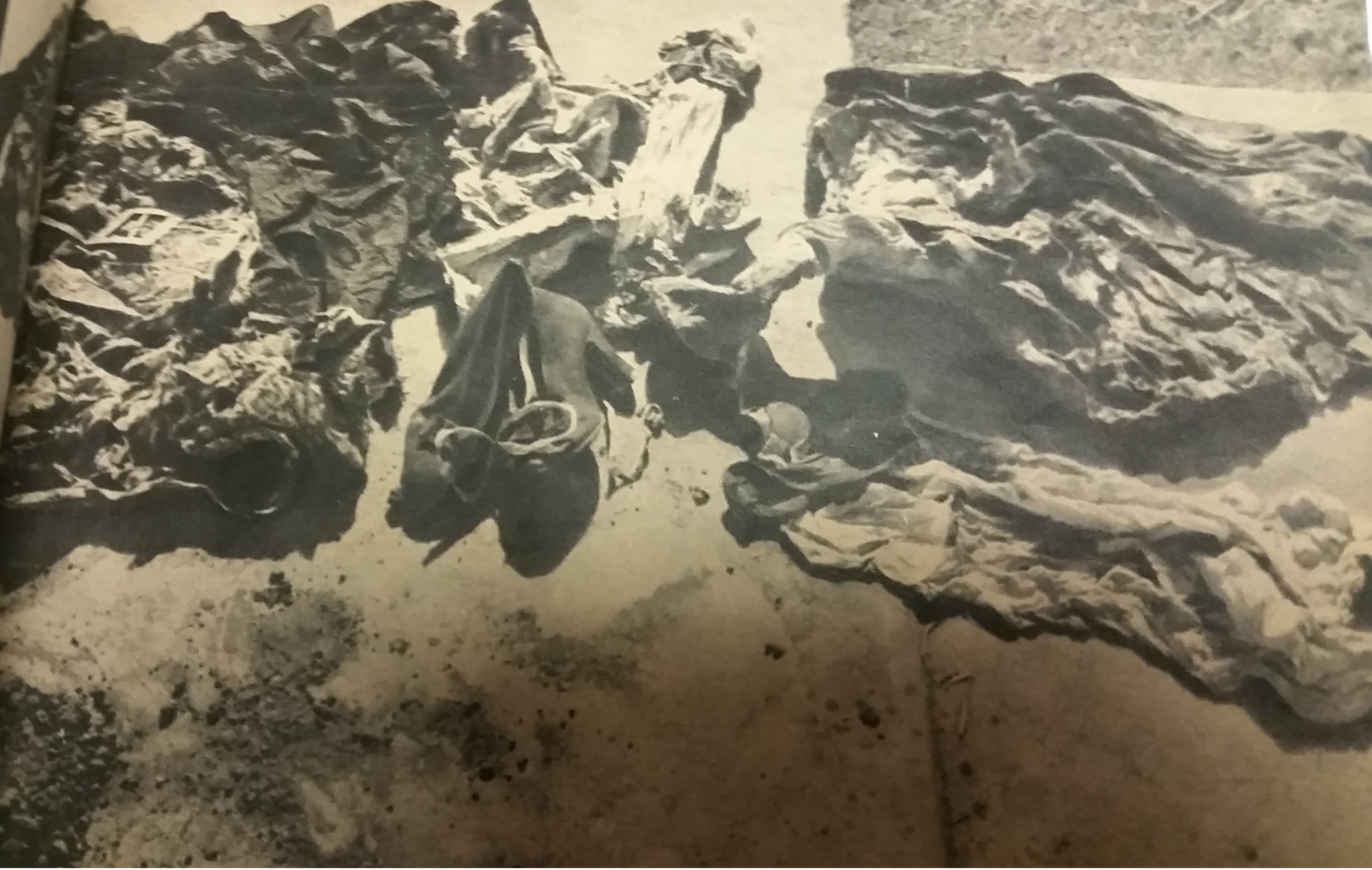 Clothing and shoes found buried with Juanita Kelly